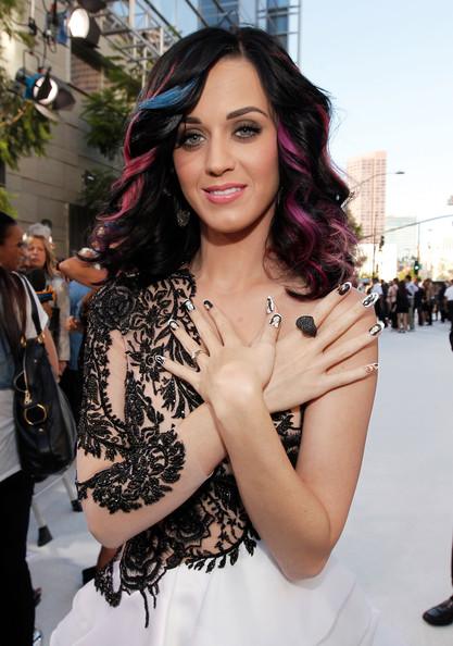 Katy+Perry+2010+MTV+Video+Music+Awards+Arrivals+M3p3WfBaHddl