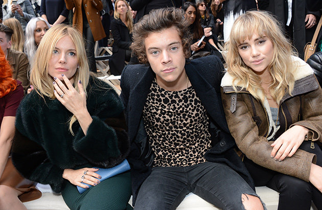 heltinde tema Lydig Harry Styles attends the Burberry show and the One Direction star reveals  his top style tip and talks British talent - FLAVOURMAG