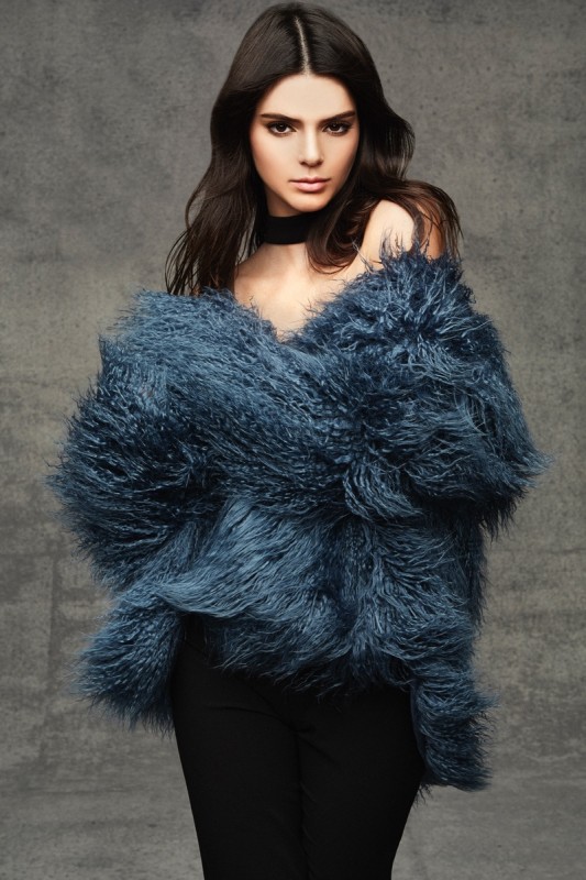 Kendall-Kylie-Jenner-Topshop-Holiday-2015-Photoshoot02