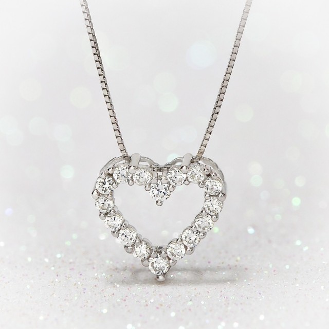 9ct White Gold Sweetheart CZ Necklace