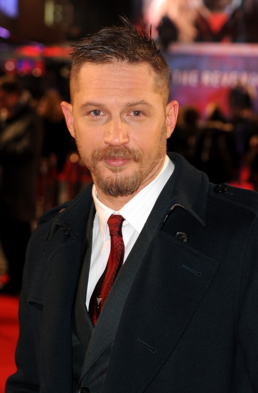 LONDON, ENGLAND - JANUARY 14: Tom Hardy attends UK Premiere of "The Revenant" at Empire Leicester Square on January 14, 2016 in London, England.  (Photo by Dave J Hogan)
