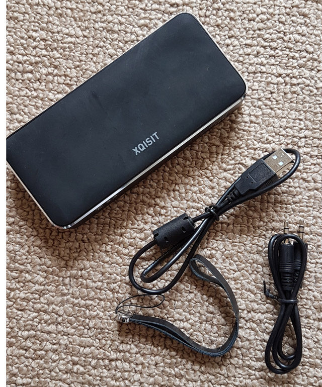Xqisit S20 bluetooth portable speaker