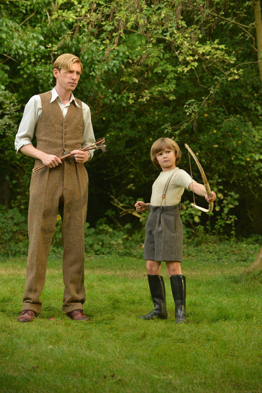 domhnall-gleeson-as-alan-milne-and-will-tilston-as-christopher-robin-milne-in-the-film-untitled-a-a-milne-photo-by-david-appleby-2017-fox-searchlight-pic