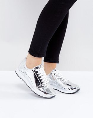 guess silver trainers