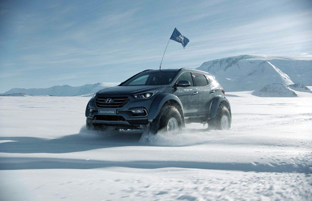 Hyundai Santa Fe becomes the first car to travel across the Antarctic