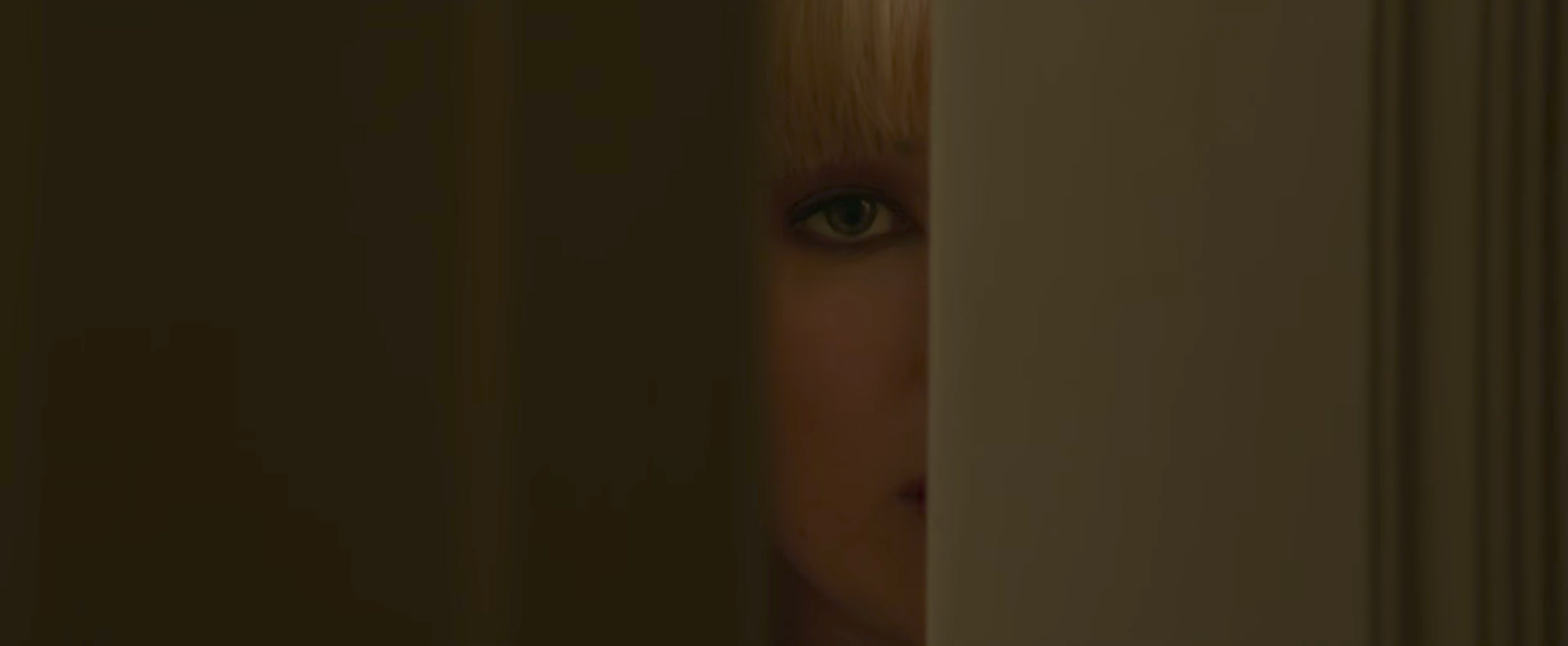 Jennifer Lawrence RED SPARROW peeping through the door