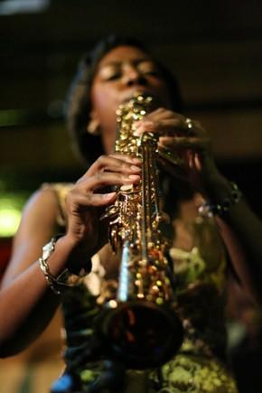 yolanda-brown-jazz-cafe