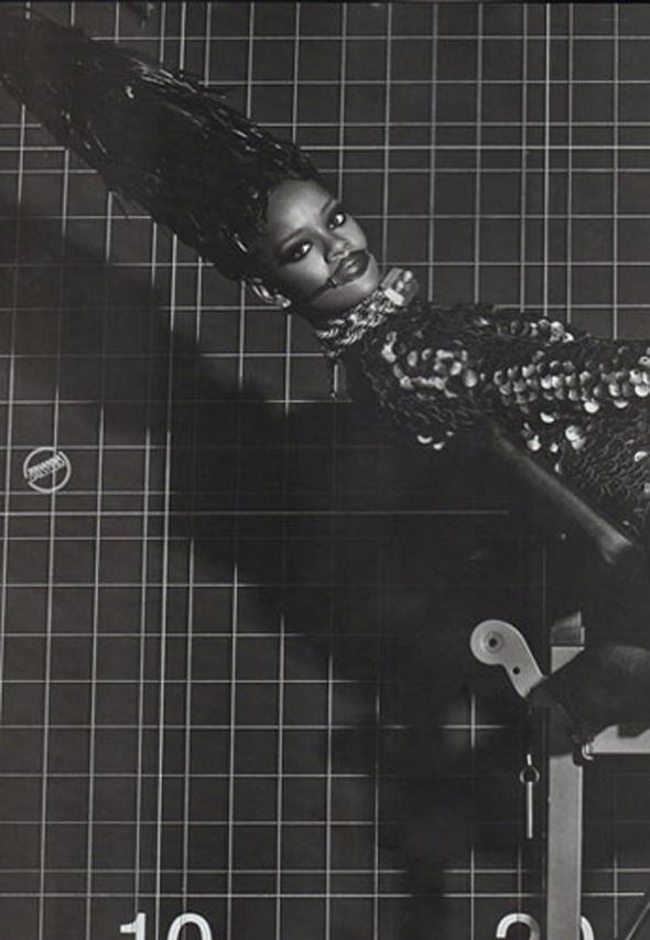 rihanna-vogue-mouth rihanna-vogue-mouth