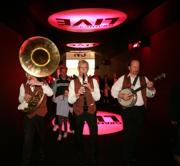 GD10EX72.McHUGH GD10EX72.McHUGH