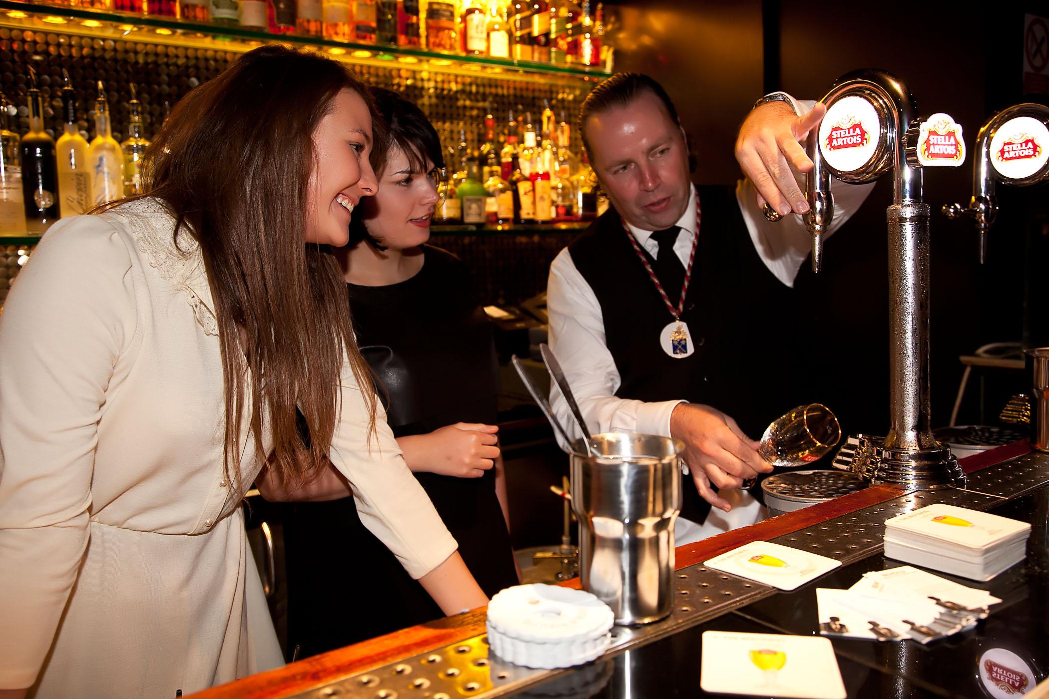 Pouring the perfect pint with Stella Artois - FLAVOURMAG