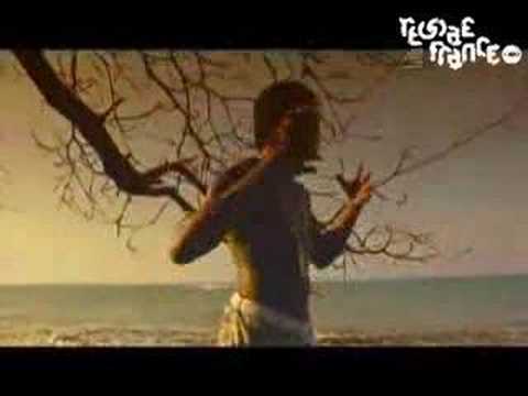 Gyptian – Back with I can feel your Pain