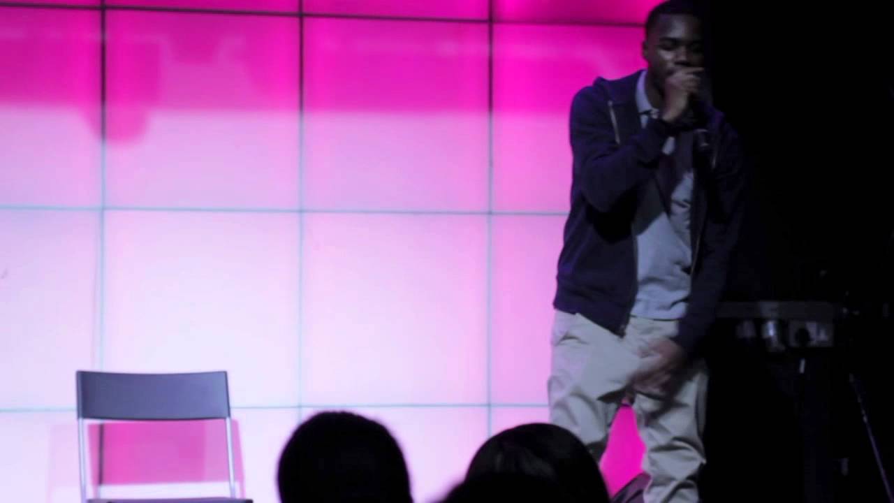 Sunday Show presents Class Clown