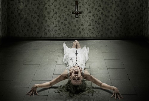 5 Ultimately Creepy Possession Scenes