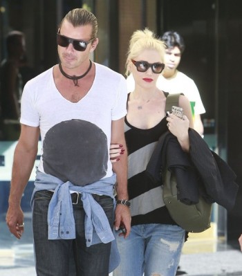 Pregnant+Gwen+Stefani+Family+Go+Movies+DKMwRNi7mowl