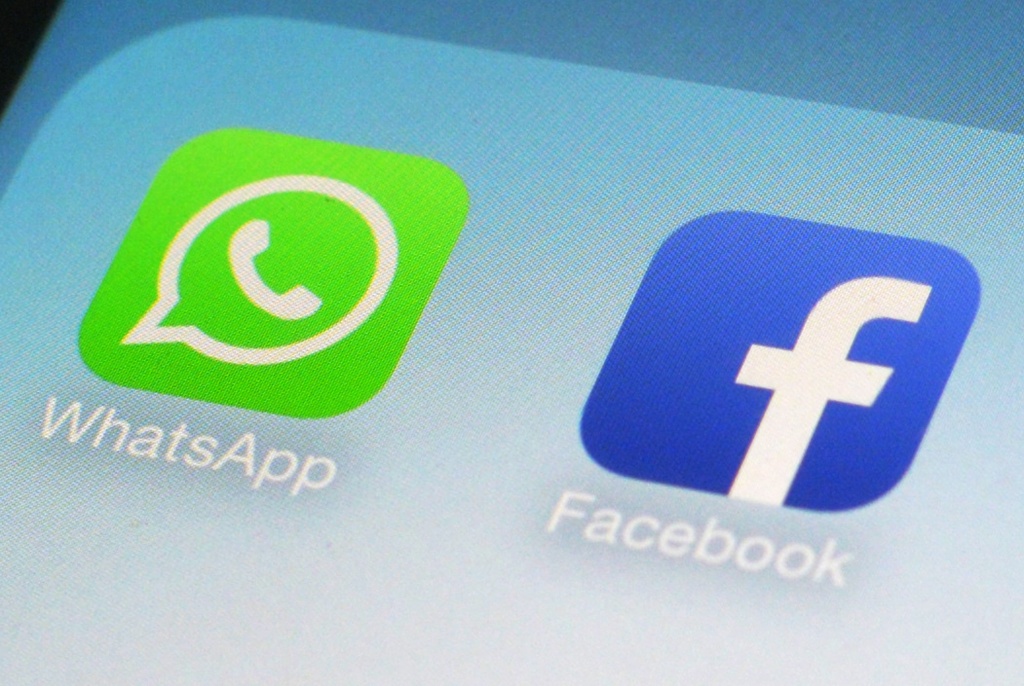 Facebook buys WhatsApp in billion dollar deal