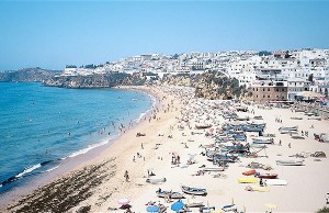 Top 5 Locations to Buy Abroad