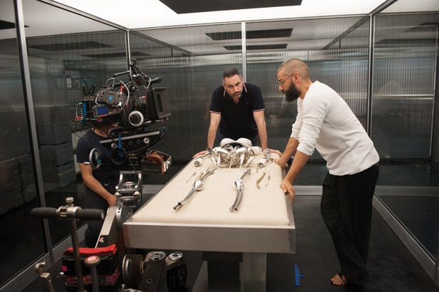ExMachina_Alex Garland and Oscar Isaac