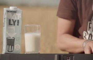 Wow, wow, No Cow. Its like milk, made for humans @OatlyUK @OatlyAB