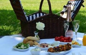 Review: Dukes St James London Picnic!