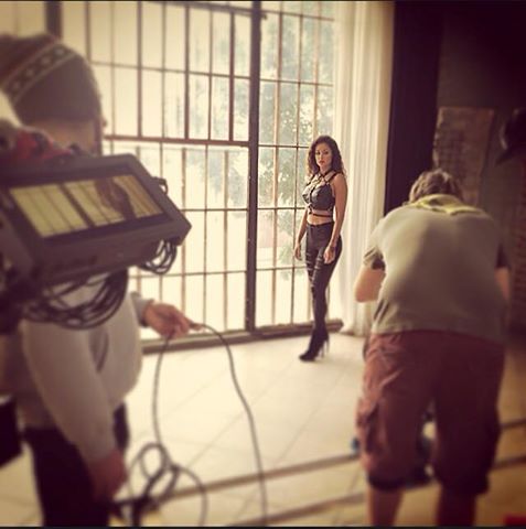 Behind the scenes Elesia