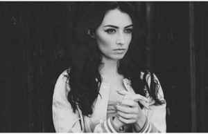 Watch Jessica Agombars new video for Pree’in!