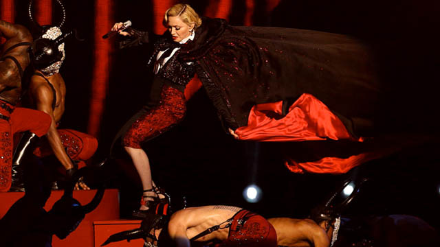 madonna fall at the brits