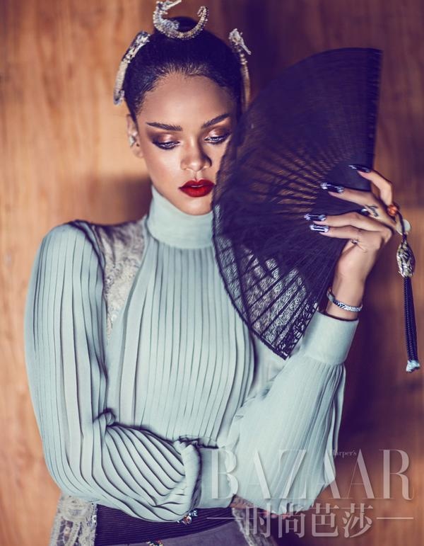 rihanna-harpes-bazaar-china-april-2015-photos05
