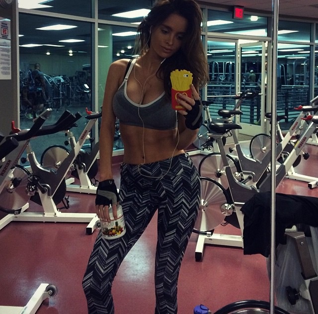 sarah stage 6 Months Pregnant