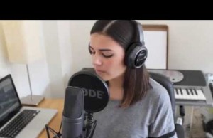 Introducing London based RnB singer-songwriter Ayelle