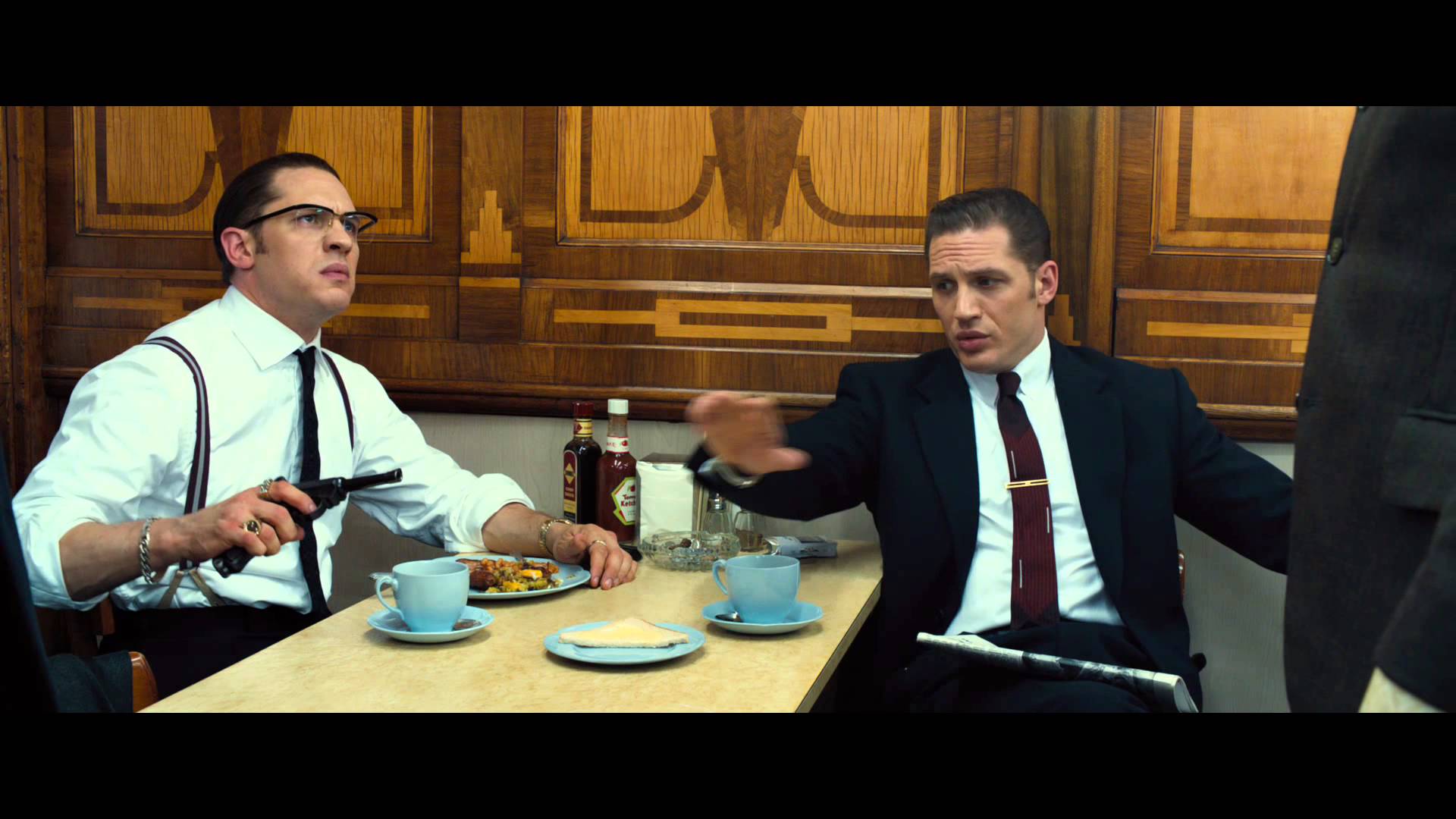Tom Hardy thrills in brand new trailer for LEGEND! - FLAVOURMAG