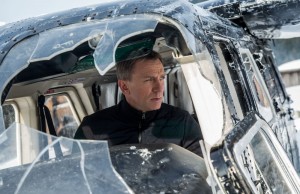 Daniel Craig looks suave in a brand new poster for Spectre.