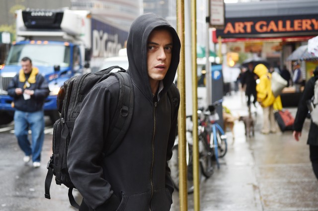 MR. ROBOT -- Episode 101 -- Pictured: Rami Malek as Elliot -- (Photo by: Sarah Shatz/USA Network)