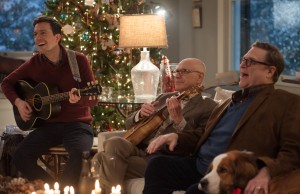 ‘Christmas with the Coopers’ Finally gets jingleiscious trailer