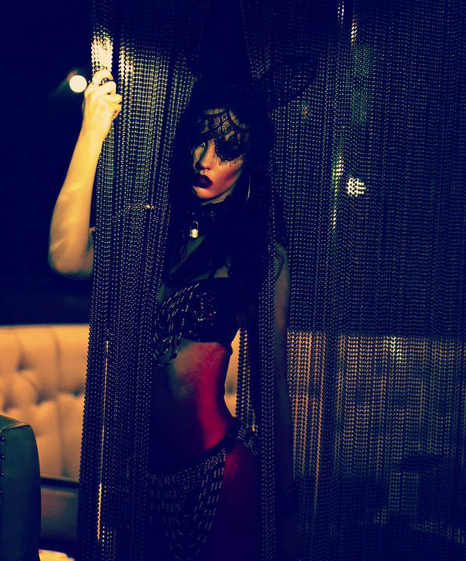 Lili sexy photo from beautiful sins