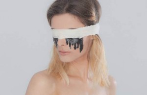 CROOX return with sultry form of electronica/R&B on “CRYING”