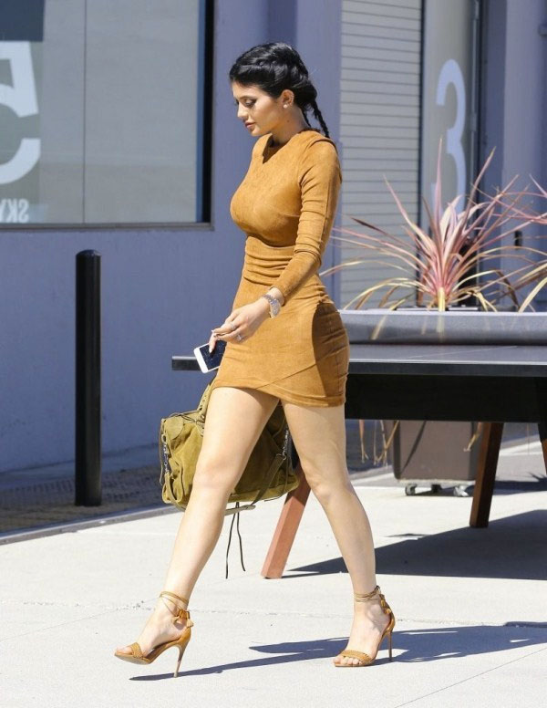 Mistress Rocks Dress the Gunsmoke dress Kylie Jenner wore