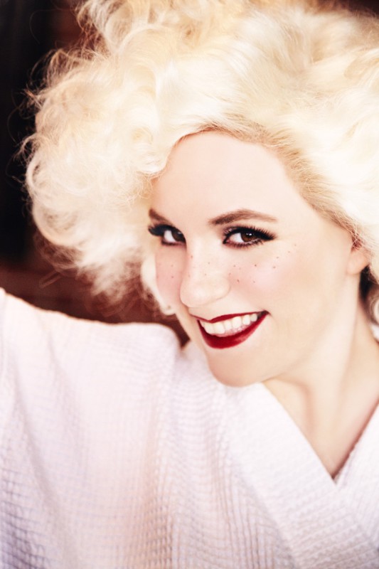 Lena Dunham paper magazine