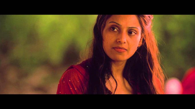 Josh Hartnett and Tamsin Egerton to star together in “Time Traveller”