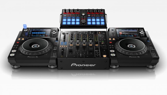 Pioneer XDJ-1000MK2 Pioneer XDJ-1000MK2