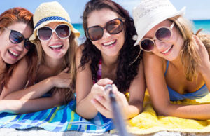 Selfie Sticks on Holidays… Brits find it most annoying the stick