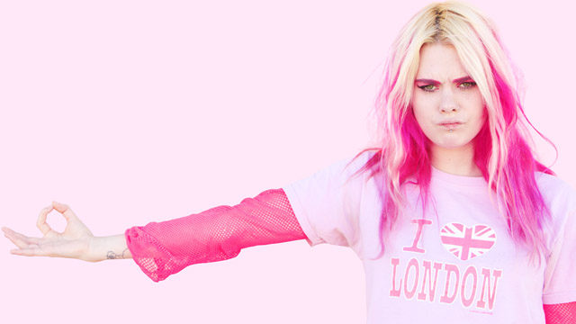 Girli music 2017 pink hair photo