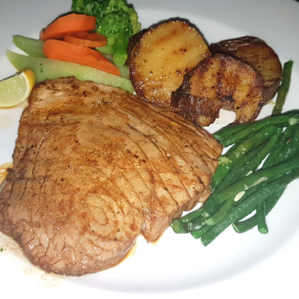 Seared Tuna Steak