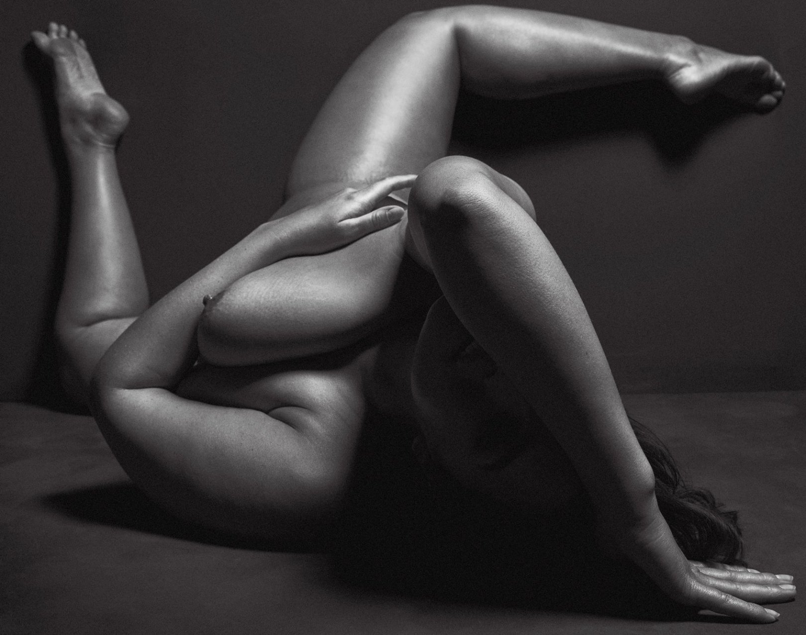 ashley Graham full nude for V magazine.