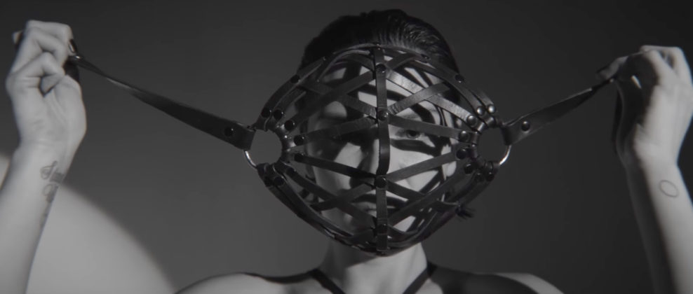 Jessie J - think about that sexy photos