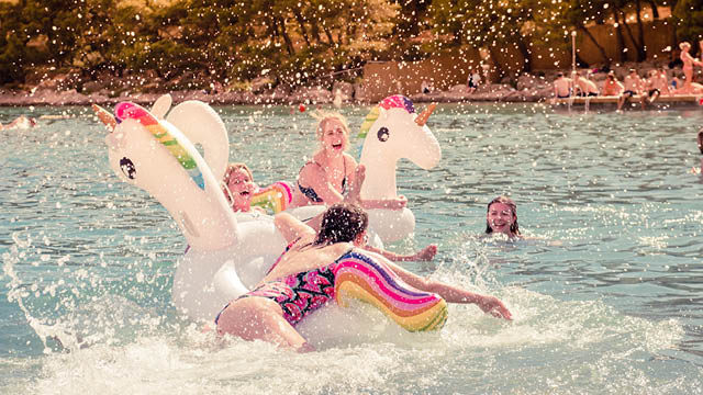 Soundwave - splashes and unicorns