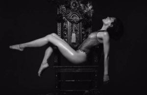 Jessie J releases audio for new song ‘Queen’ along with racy images for her 2018 calendar Jessie J goes almost need for queen cover image