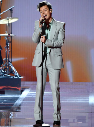 vs fashion show 2017 artist