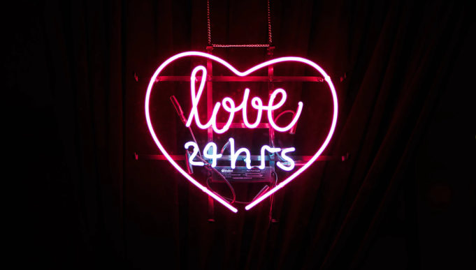 Stuck for Valentine’s Day Gifts for Your Girl? Think Outside the (Heart Shaped) Box! valentine day