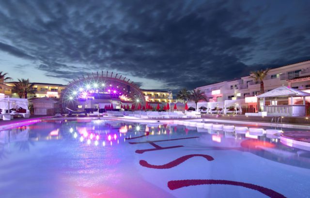 Ushuaia beach hotel