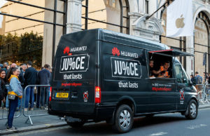 Lol, Huawei trolled Apple at iPhone launch huawei troll apple at iphone launch